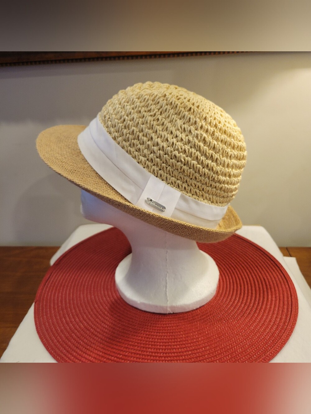 👒EUC~ STEVE MADDEN Woven Straw Cloche Hat